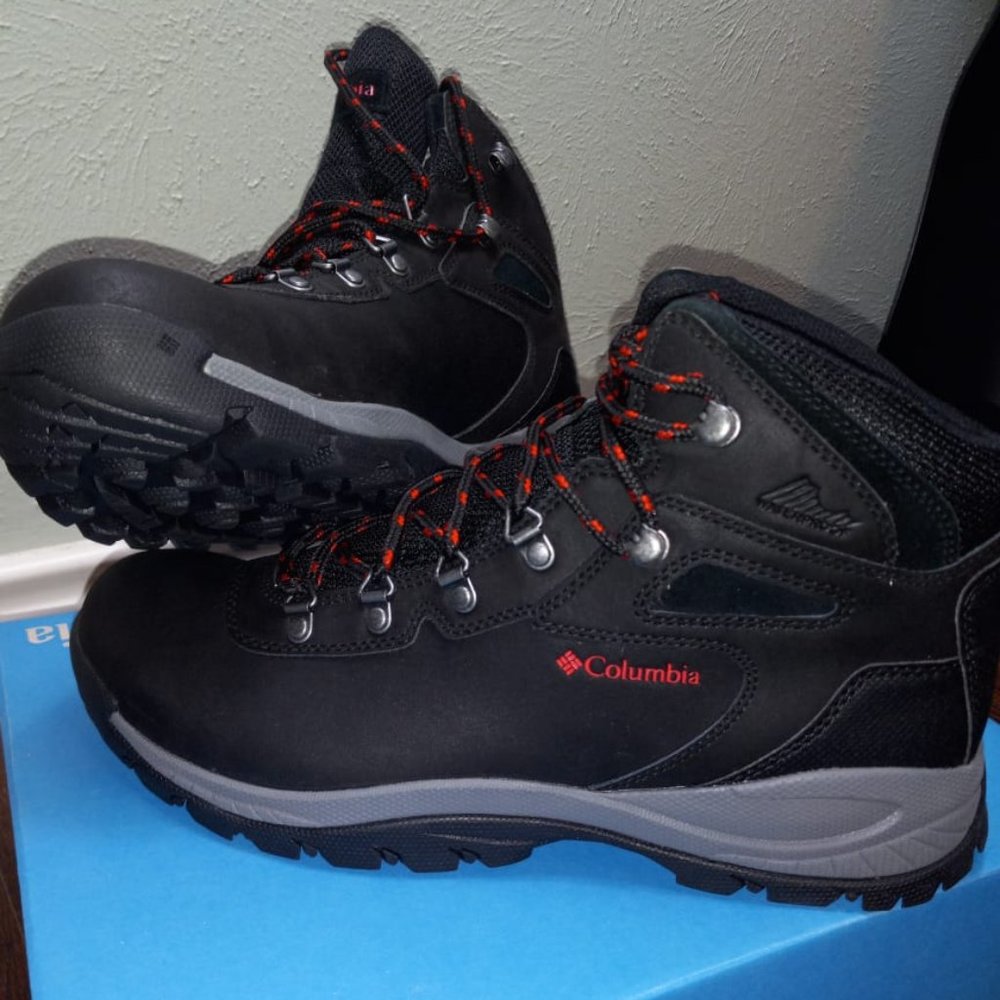 Women's Newton Ridge Plus Waterproof Hiking Boot